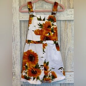 Sunflower Print Kids Overall Shorts Sz 6-7 girls